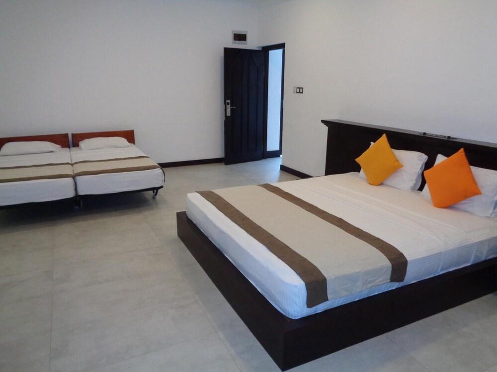 Rajarata Hotel Anuradhapura Luaran gambar