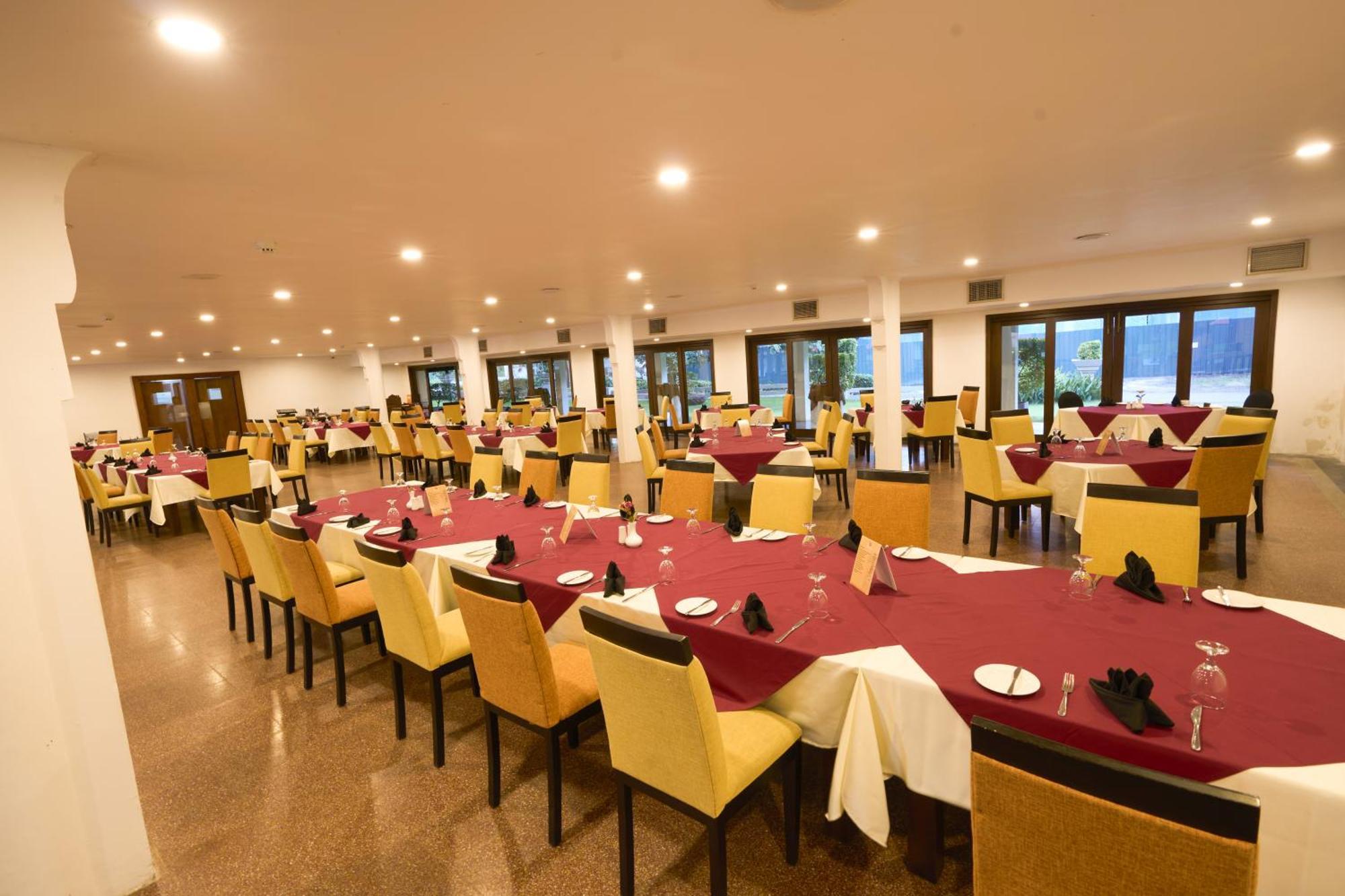 Rajarata Hotel Anuradhapura Luaran gambar