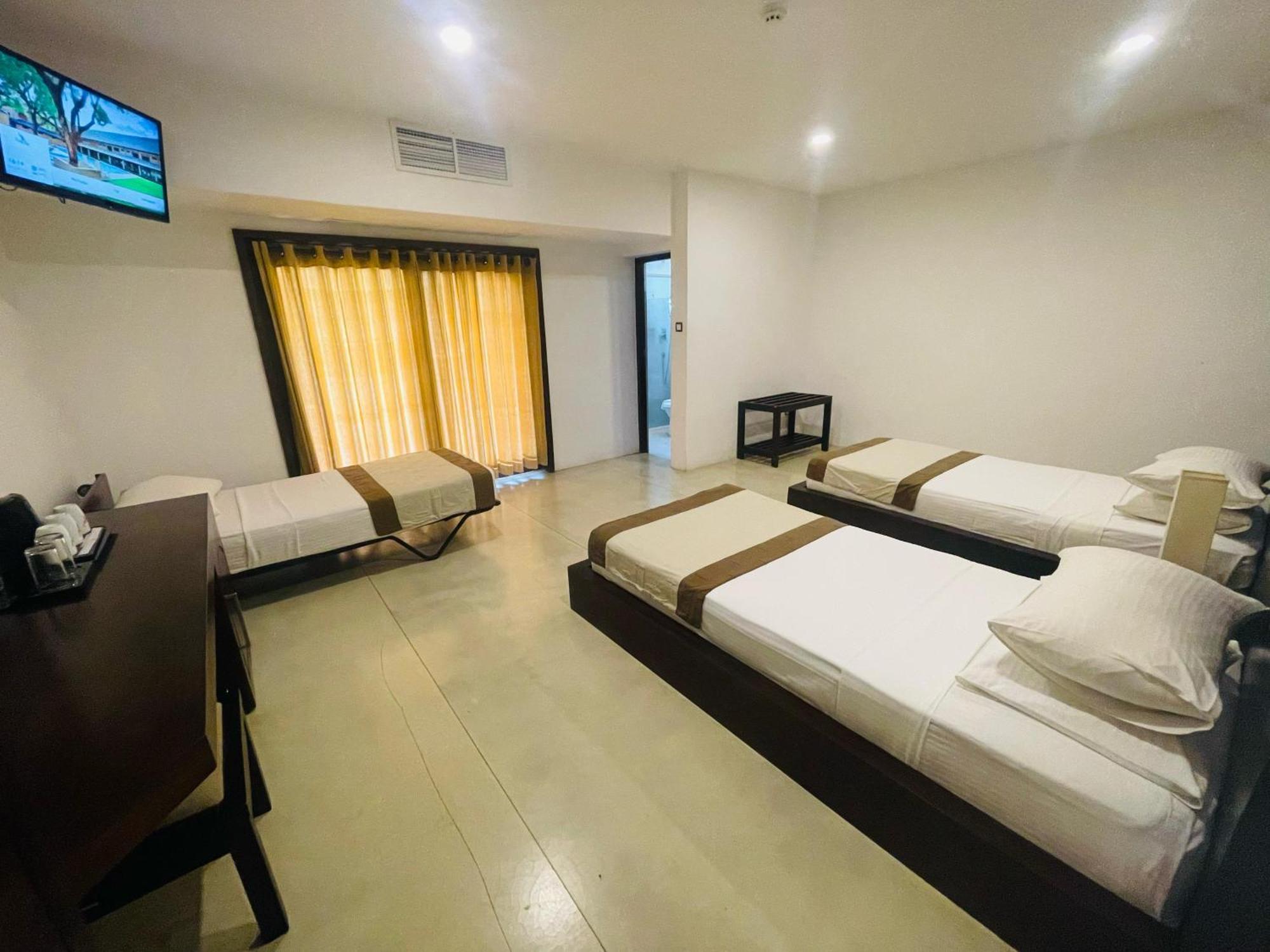Rajarata Hotel Anuradhapura Luaran gambar